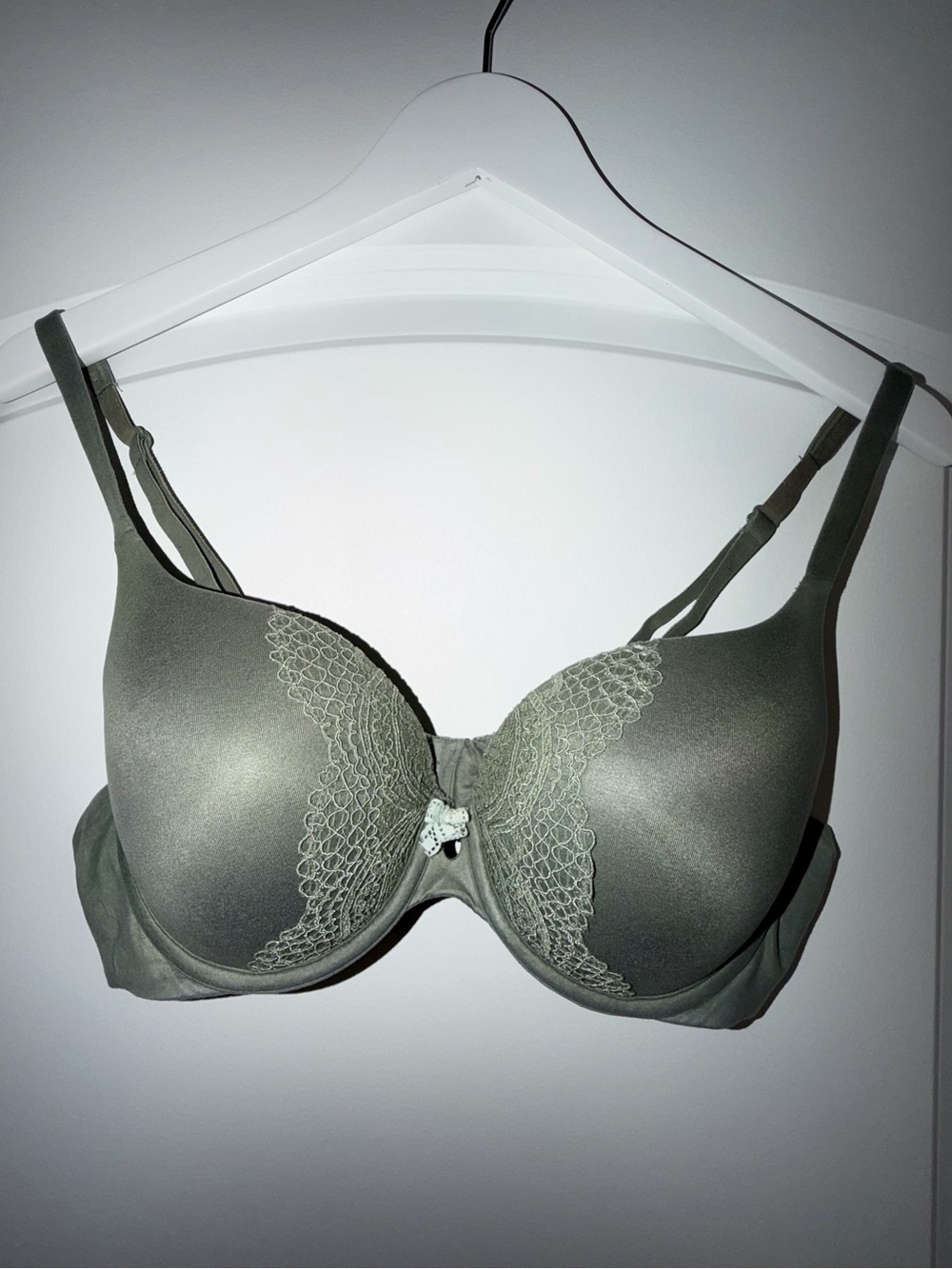 Victoria’s Secret Olive Green Bra